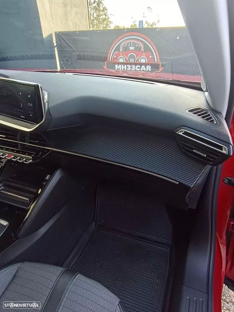 Peugeot 2008 1.5 BlueHDi Allure Pack EAT8 - 30