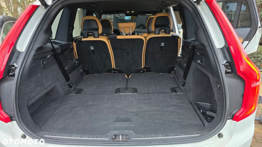 Volvo XC 90 D5 SCR AWD Inscription 7os - 12