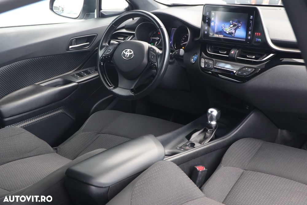 Toyota C-HR Style - 17