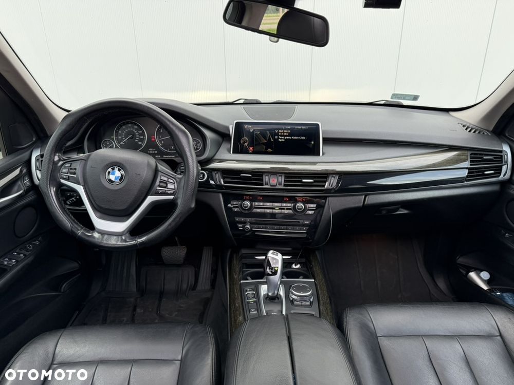 BMW X5 xDrive35i - 34