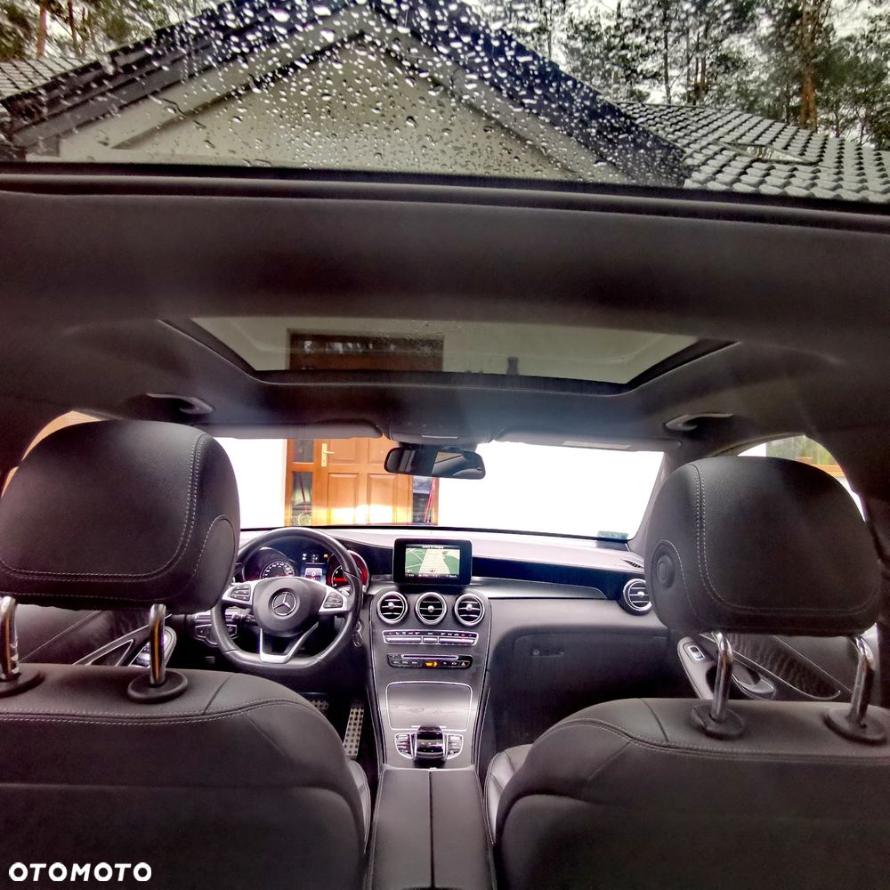 Mercedes-Benz GLC 250 4Matic 9G-TRONIC AMG Line - 11