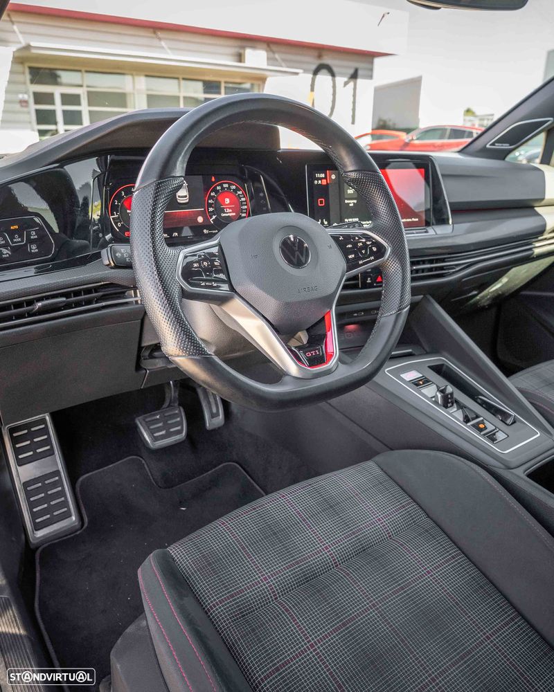 VW Golf 2.0 TSI OPF DSG GTI - 15