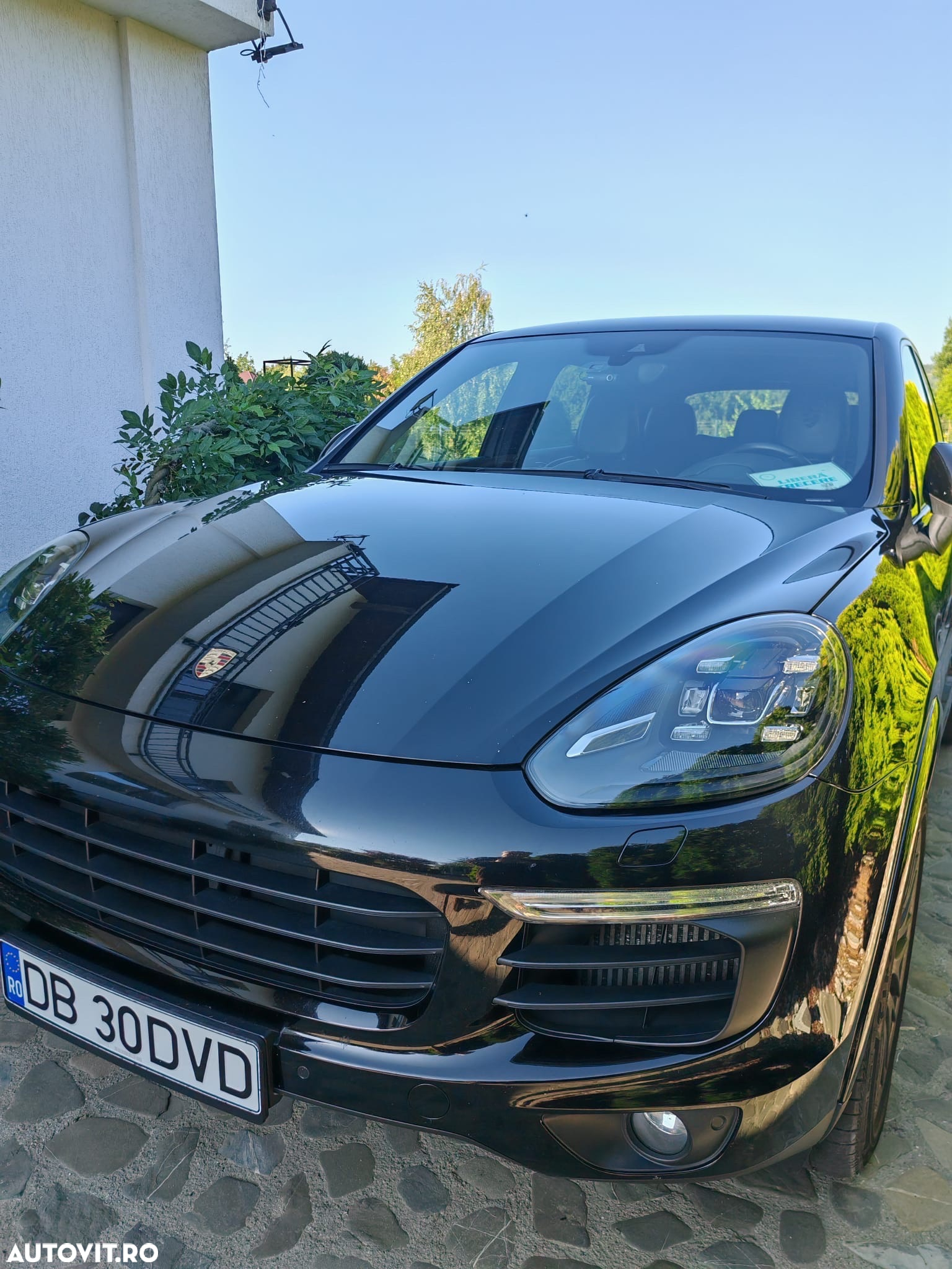 Porsche Cayenne 3.0 L - 8