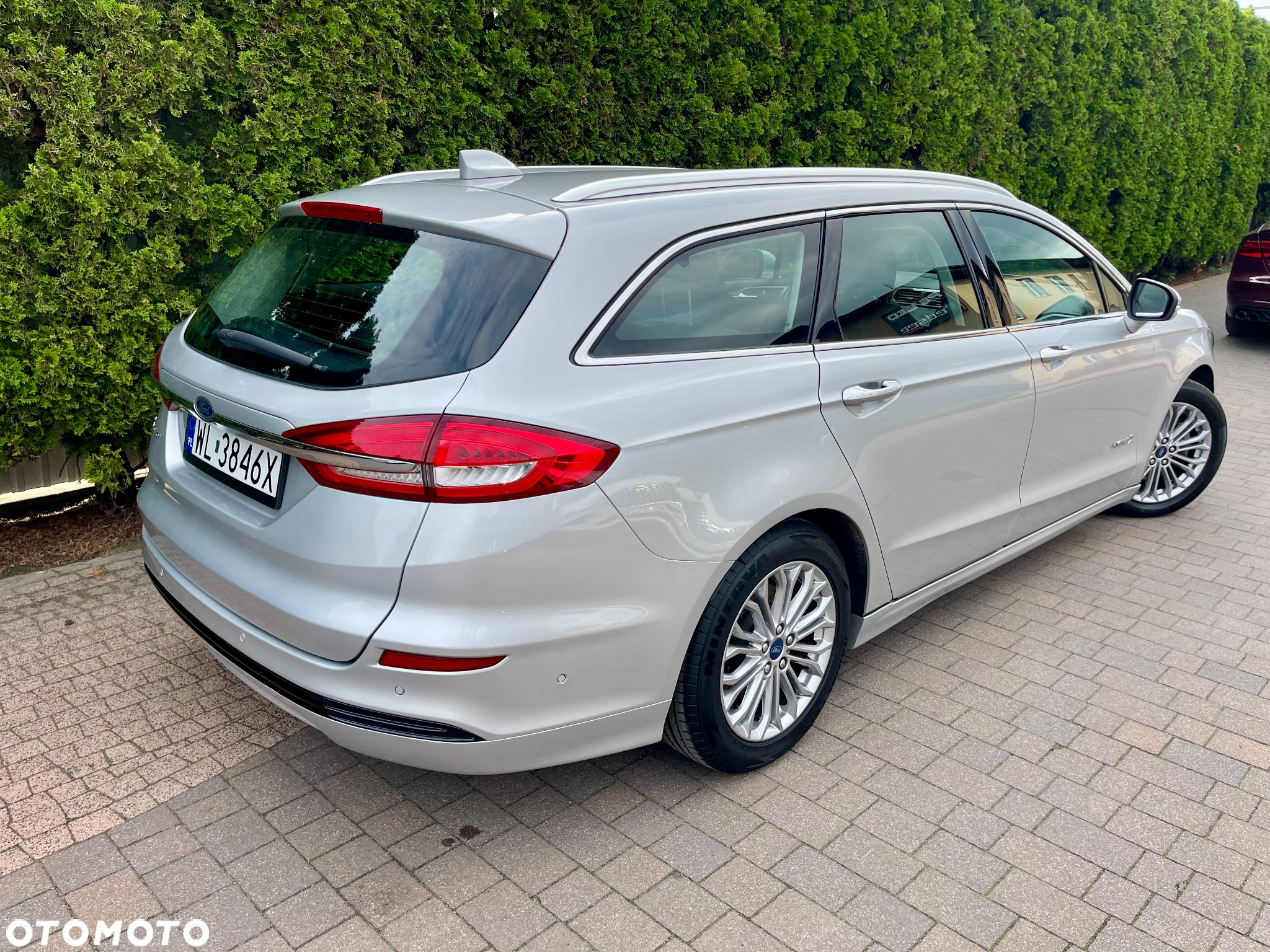 Ford Mondeo 2.0 Hybrid Titanium - 10