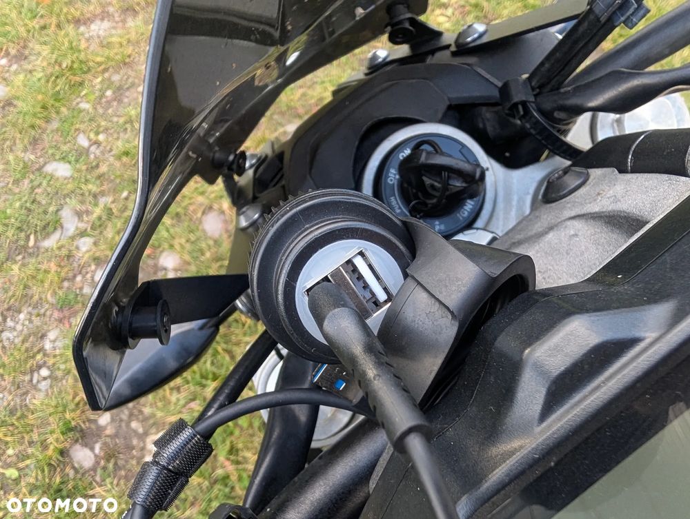 Yamaha MT - 8