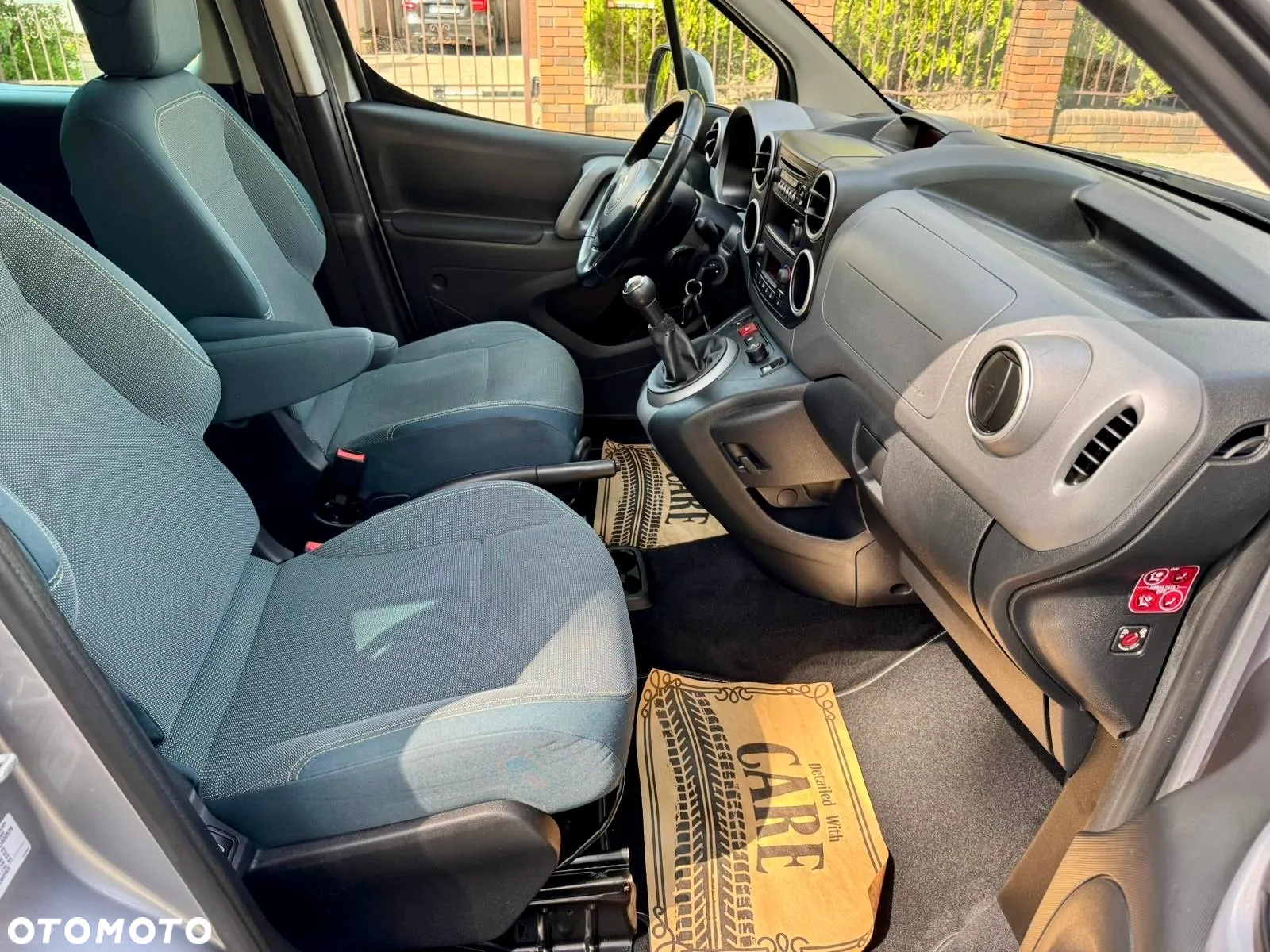 Citroën Berlingo Multispace BlueHDi 100 SELECTION - 16