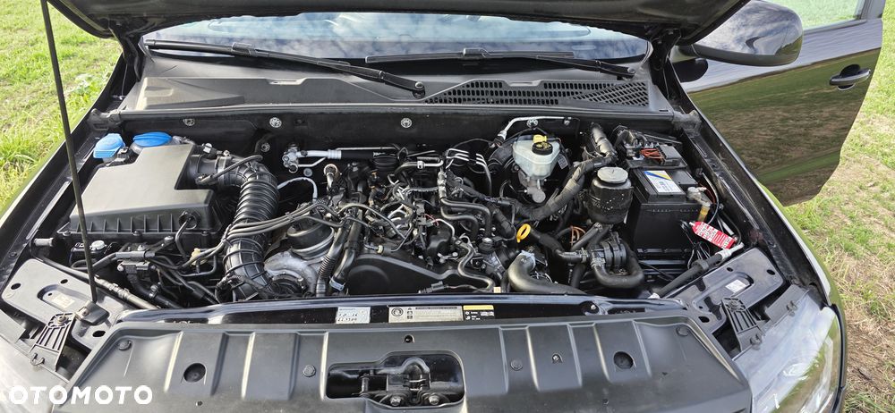 Volkswagen Amarok - 21