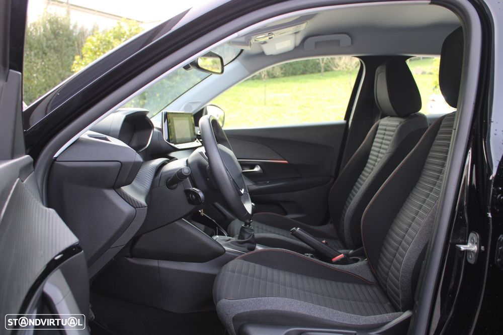 Peugeot 2008 PureTech 100 Active - 4