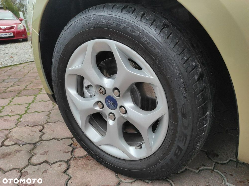 Ford S-Max - 16
