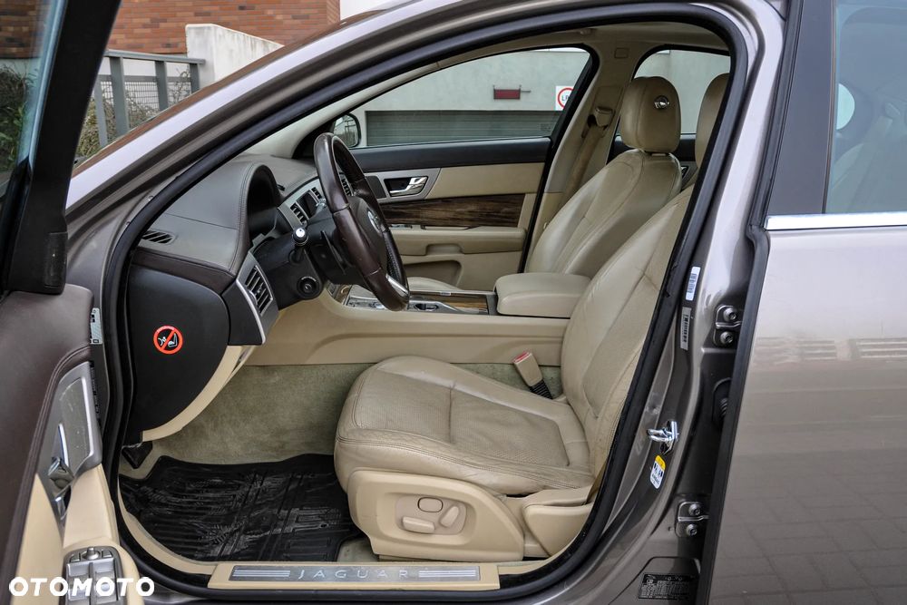 Jaguar XF 3.0 V6 D S Premium Luxury - 7