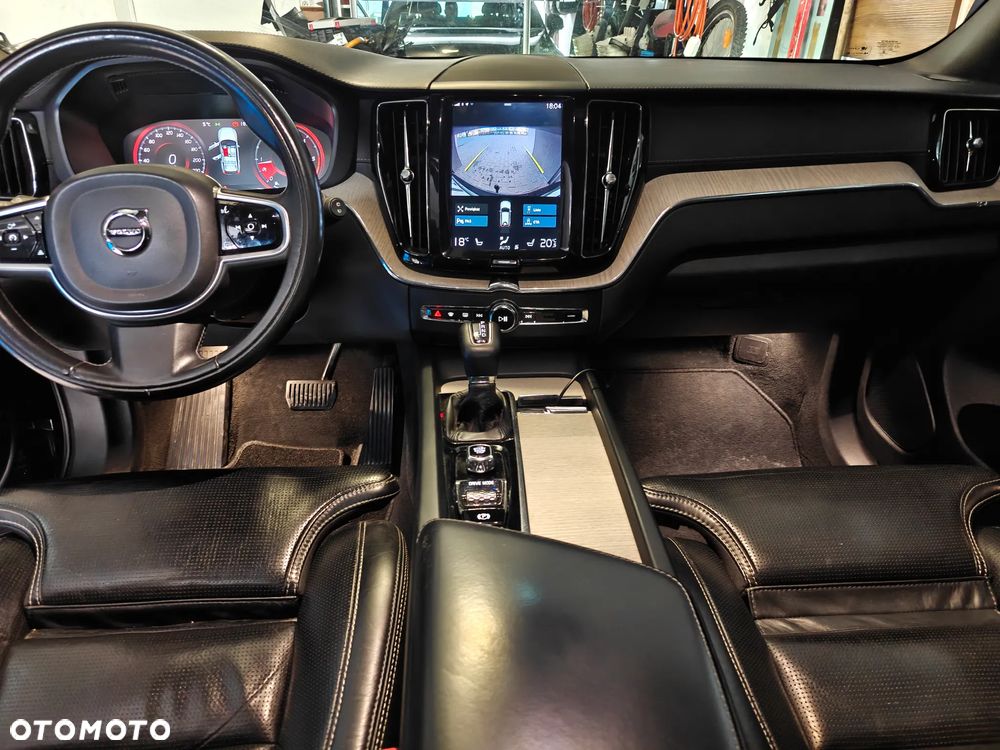 Volvo XC 60 D5 AWD Inscription - 8