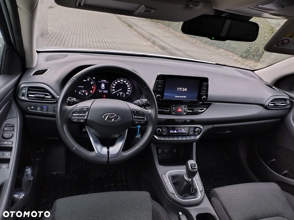 Hyundai i30 - 19