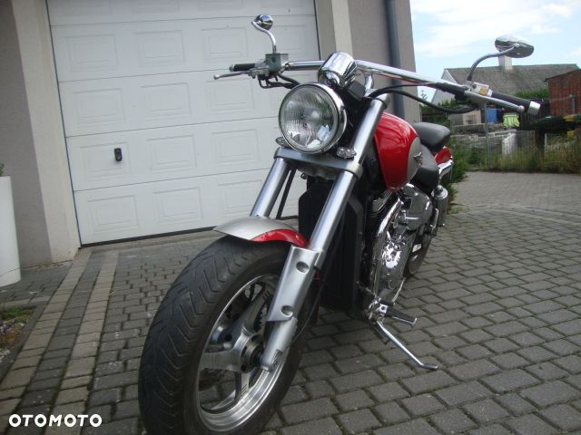 Suzuki Marauder - 9