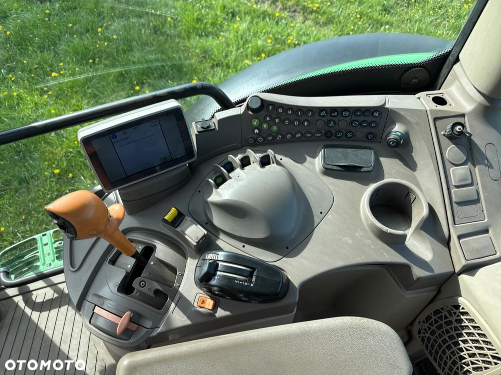 John Deere 6150R - 18