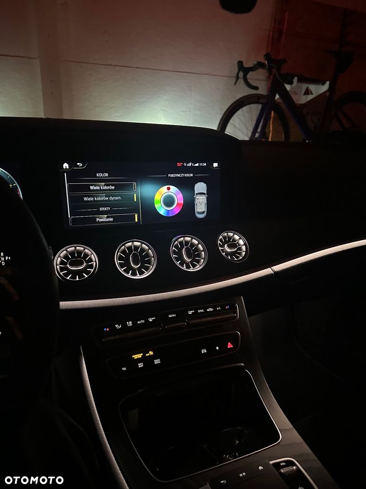 Mercedes-Benz Klasa E 300 9G-TRONIC - 20