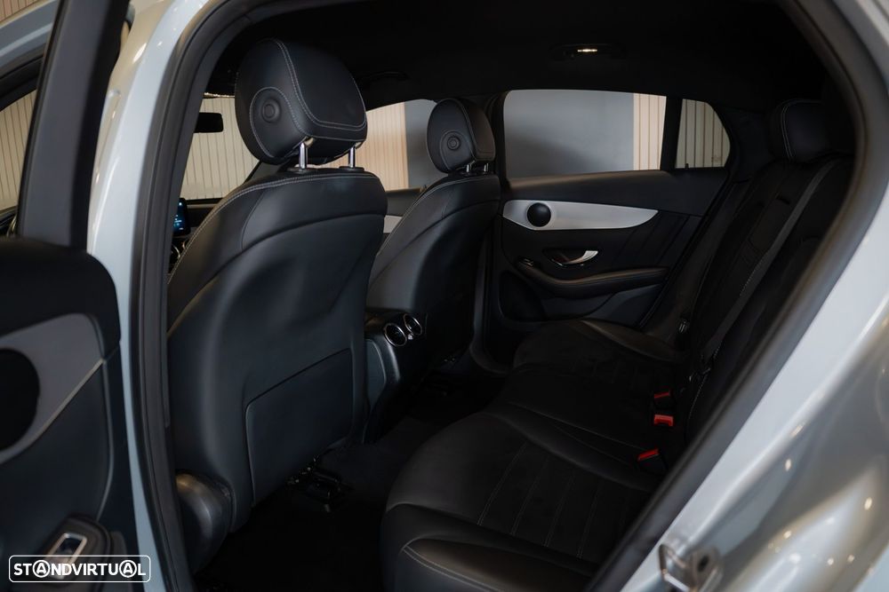 Mercedes-Benz GLC 300 - 30