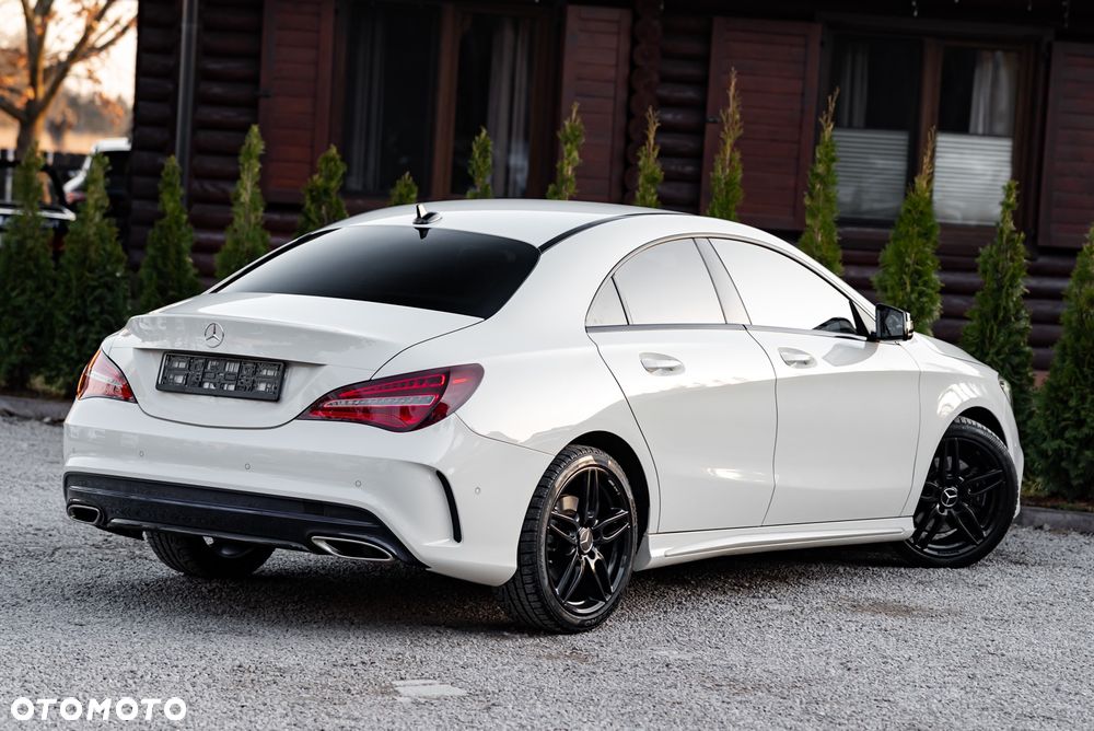 Mercedes-Benz CLA 250 AMG Line - 14