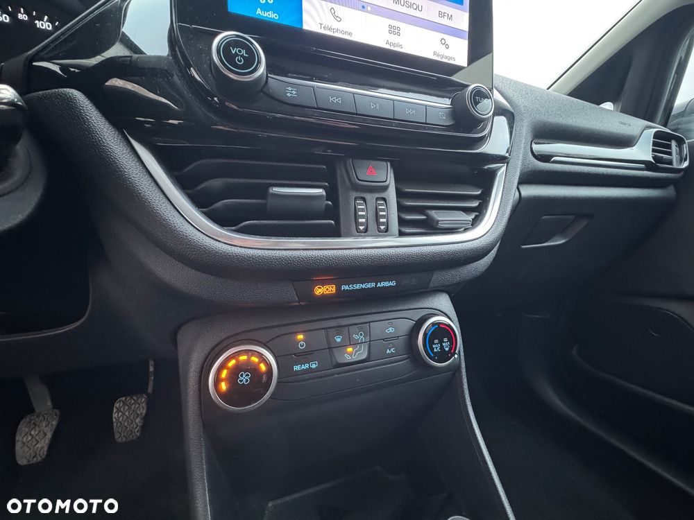 Ford Fiesta - 23