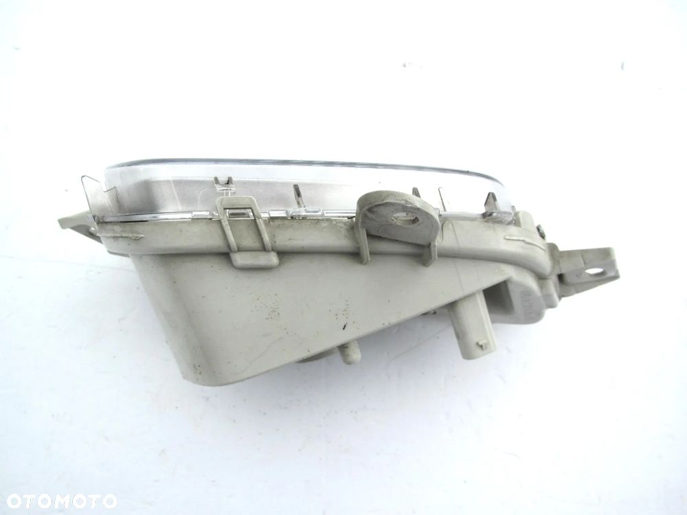 VOLVO V40 CC CROSS 2012 - halogen lampa LED DRL OE - 6