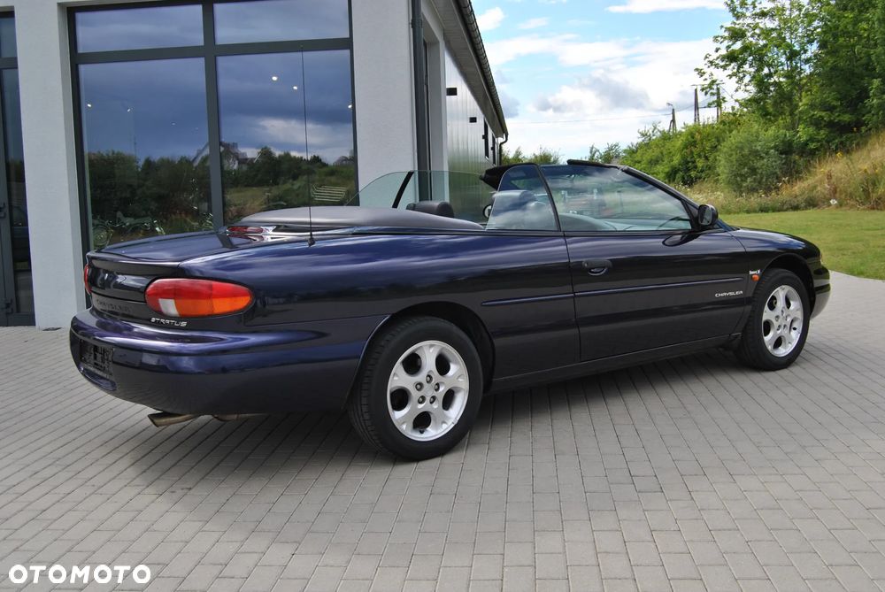 Chrysler Stratus - 6
