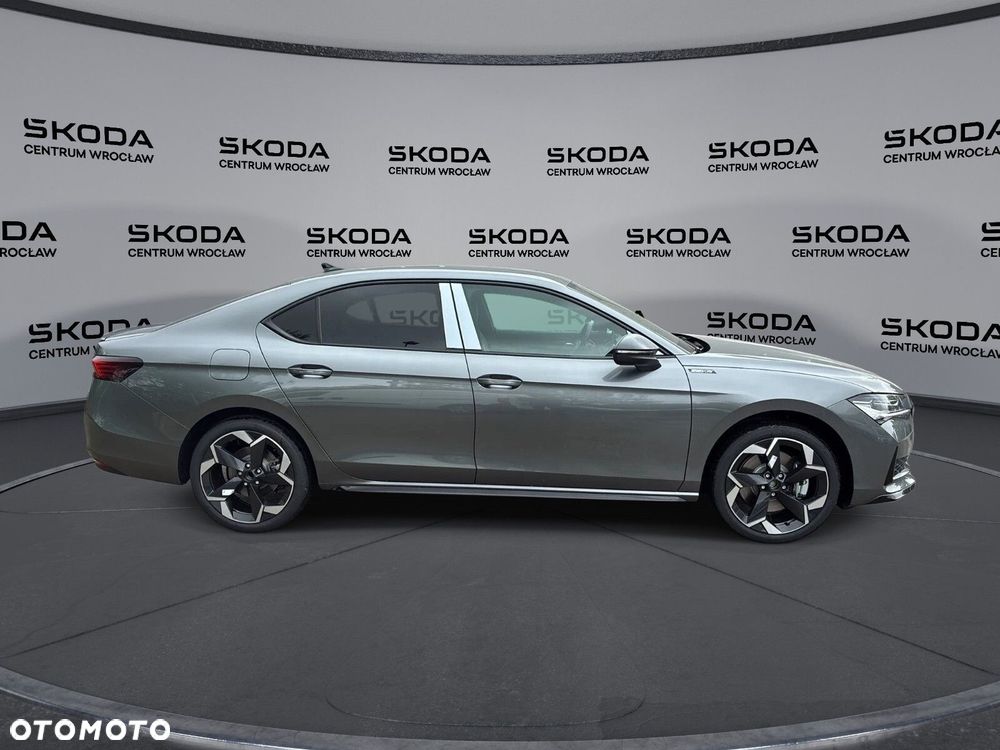 Skoda Superb - 4