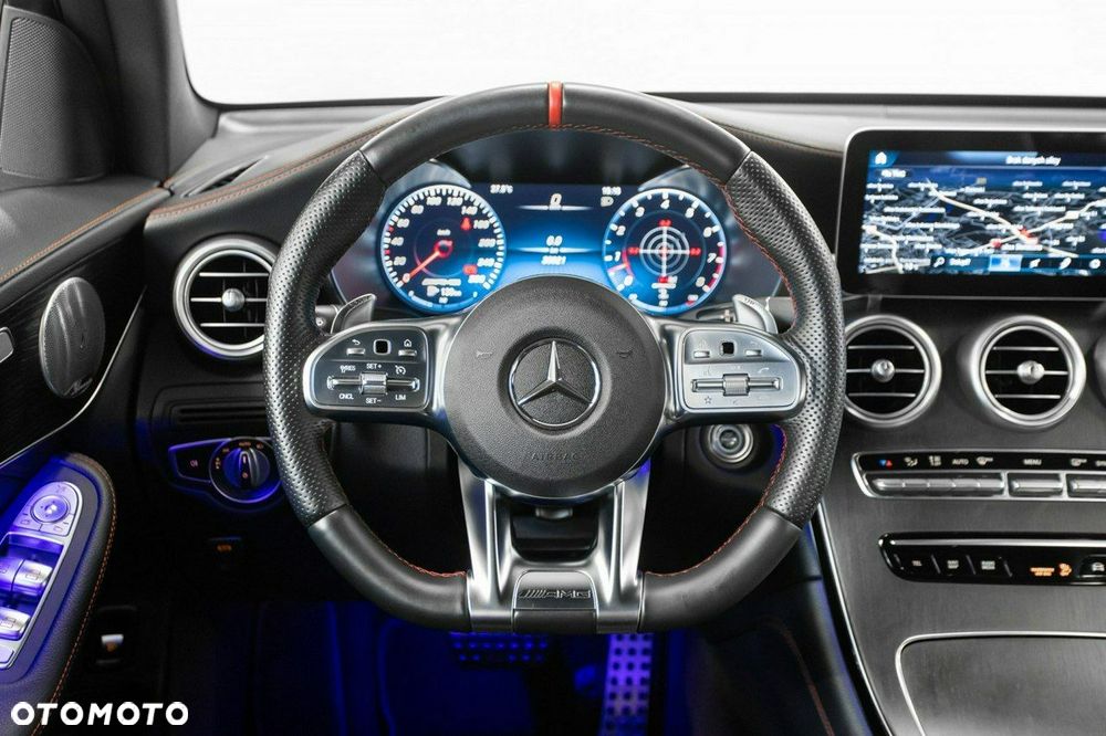 Mercedes-Benz GLC - 25