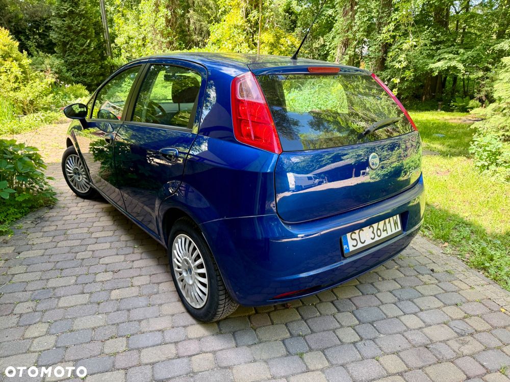 Fiat Grande Punto - 4