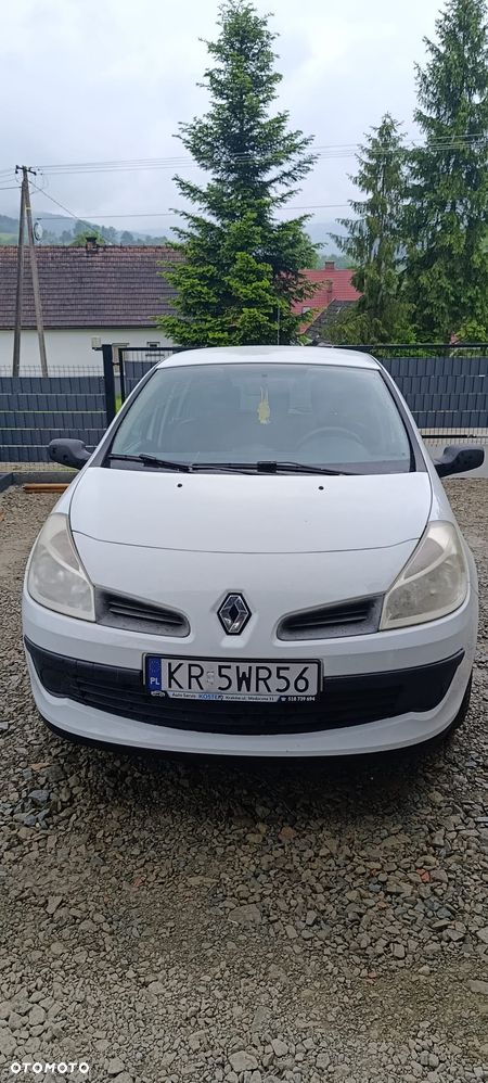 Renault Clio - 6