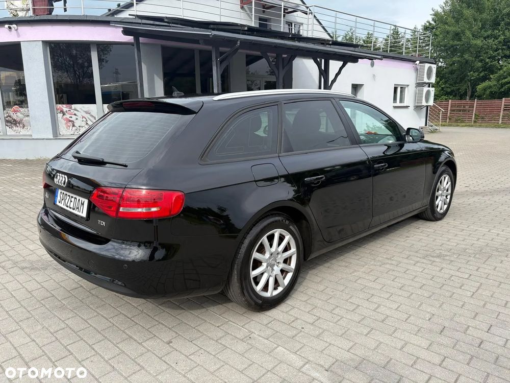 Audi A4 Avant 2.0 TDI ultra S tronic design - 13