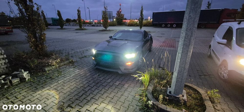 Ford Mustang 3.7 V6 - 3