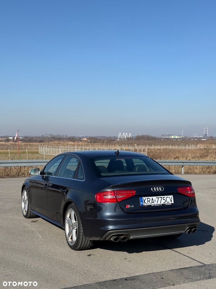 Audi S4 Limousine - 10