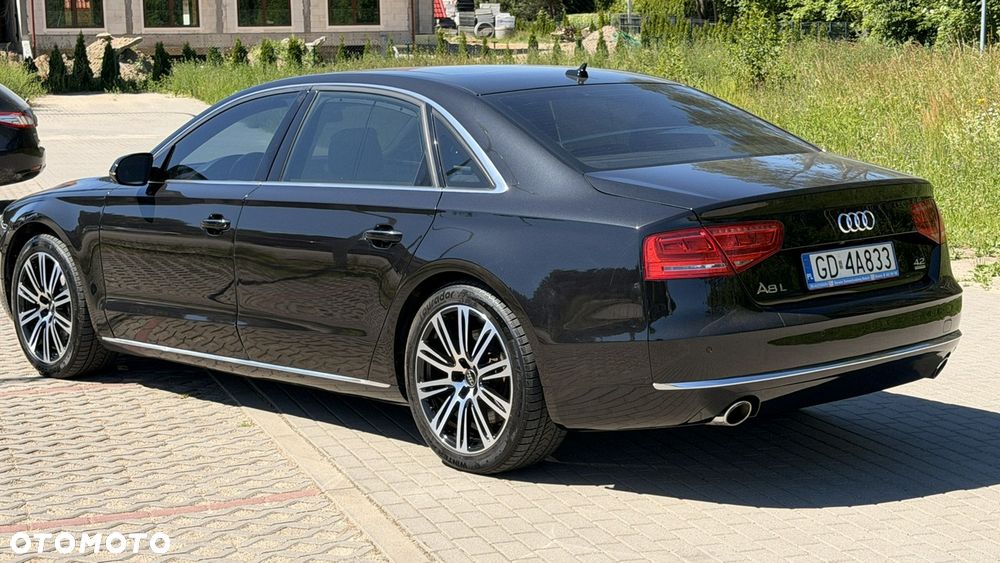Audi A8 - 7