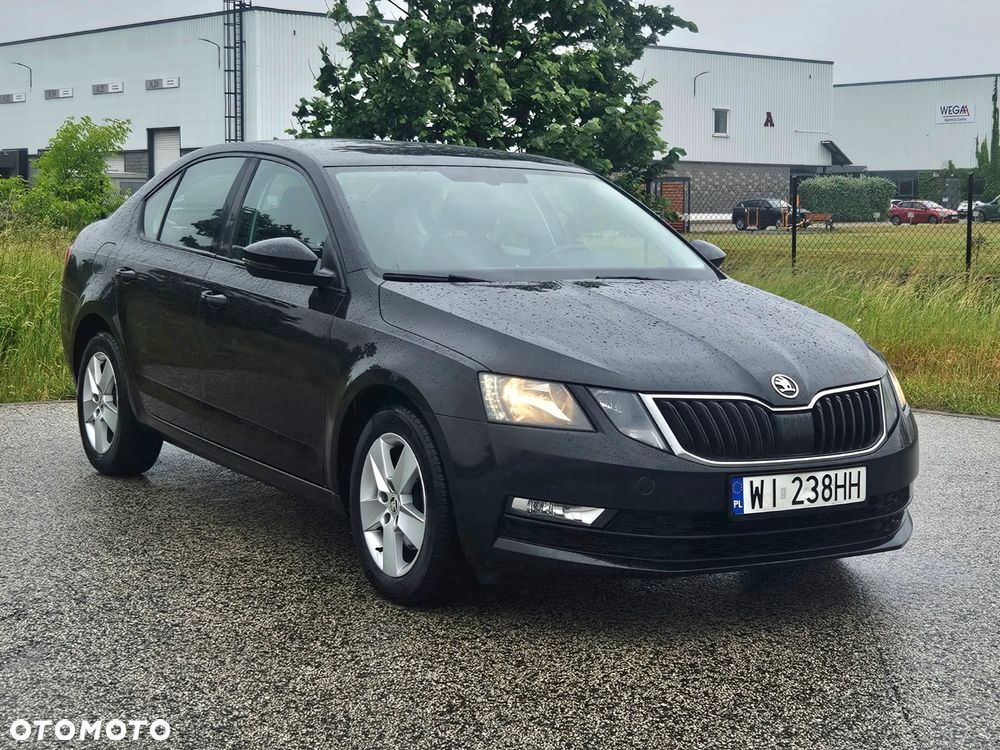 Skoda Octavia 2.0 TDI SCR Ambition - 2