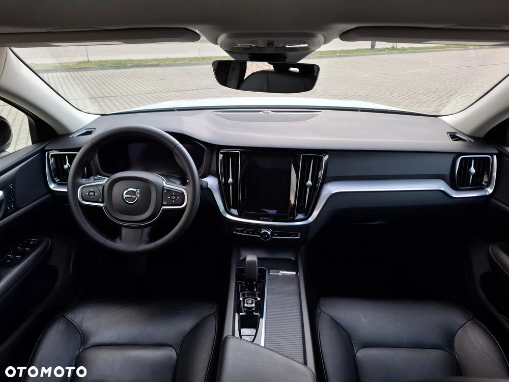 Volvo S60 B5 B AWD Ultimate Dark - 16