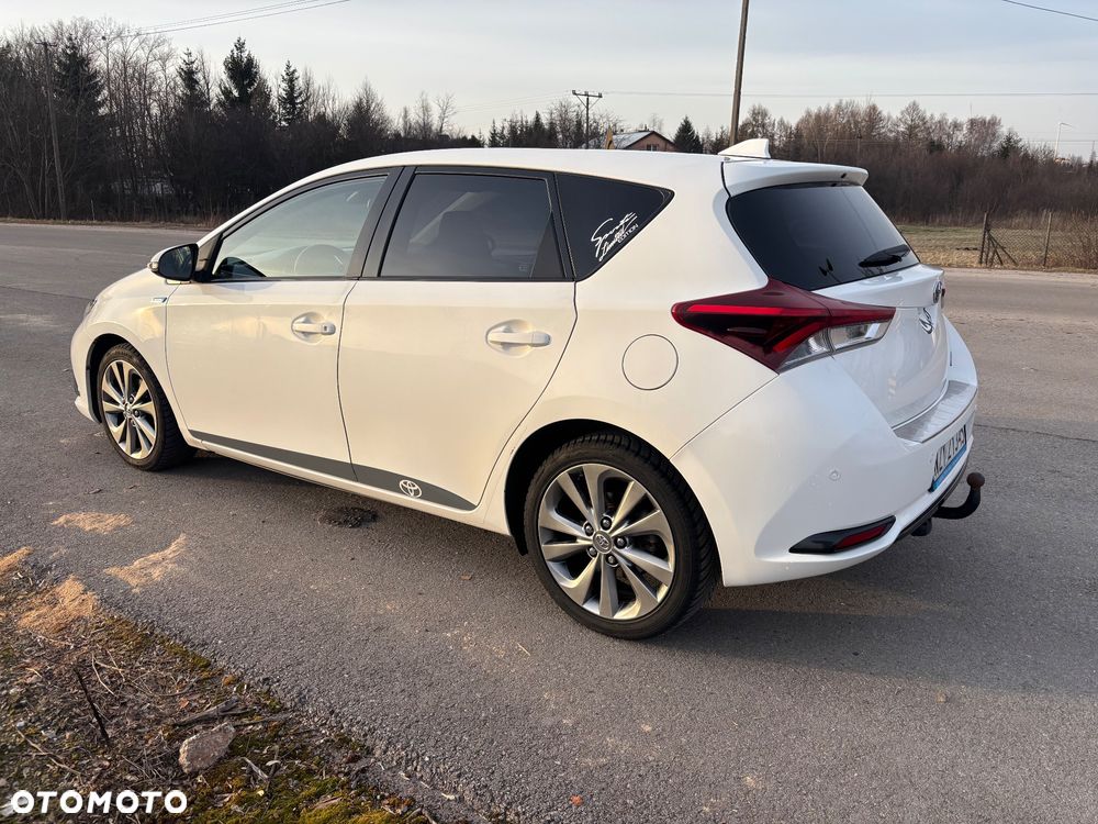 Toyota Auris 1.4 D-4D Dynamic - 6