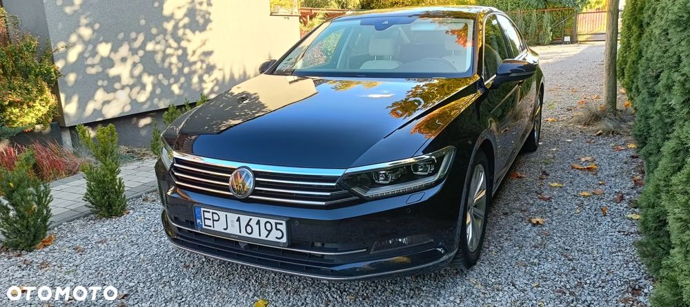 Volkswagen Passat - 32