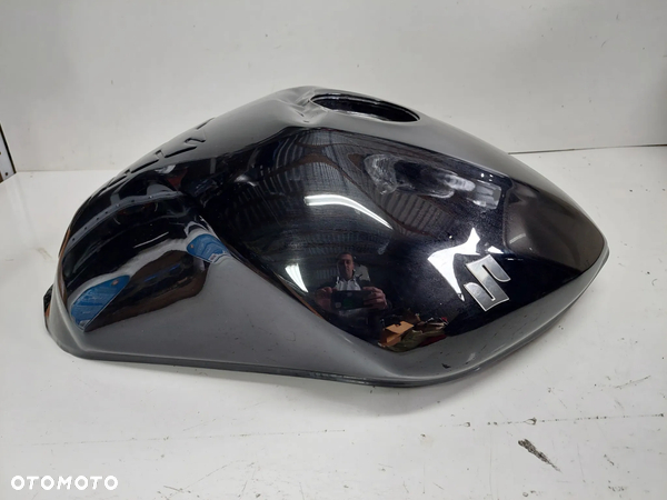 SUZUKI BANDIT 650 1250 zbiornik paliwa na pompe