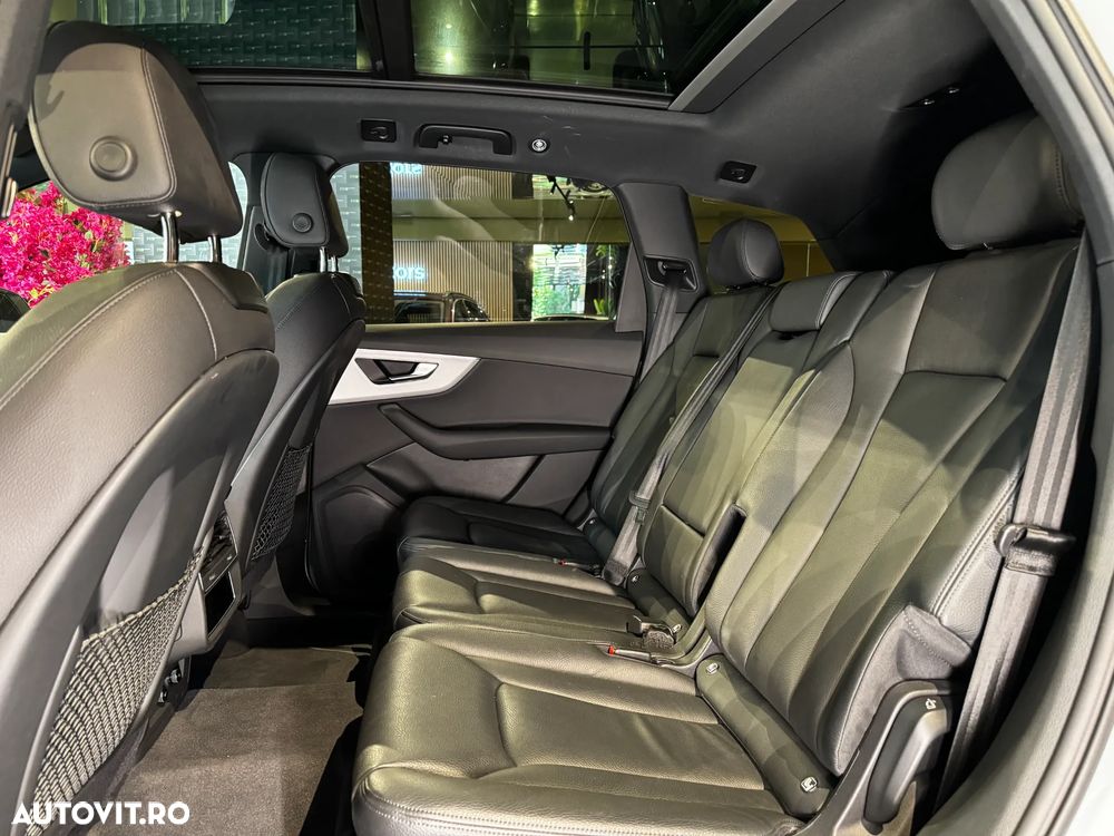 Audi Q7 3.0 50 TDI quattro Tiptronic MHEV S Line - 14