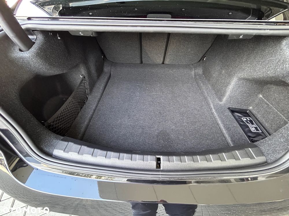 BMW Seria 3 M340d xDrive mHEV sport - 12