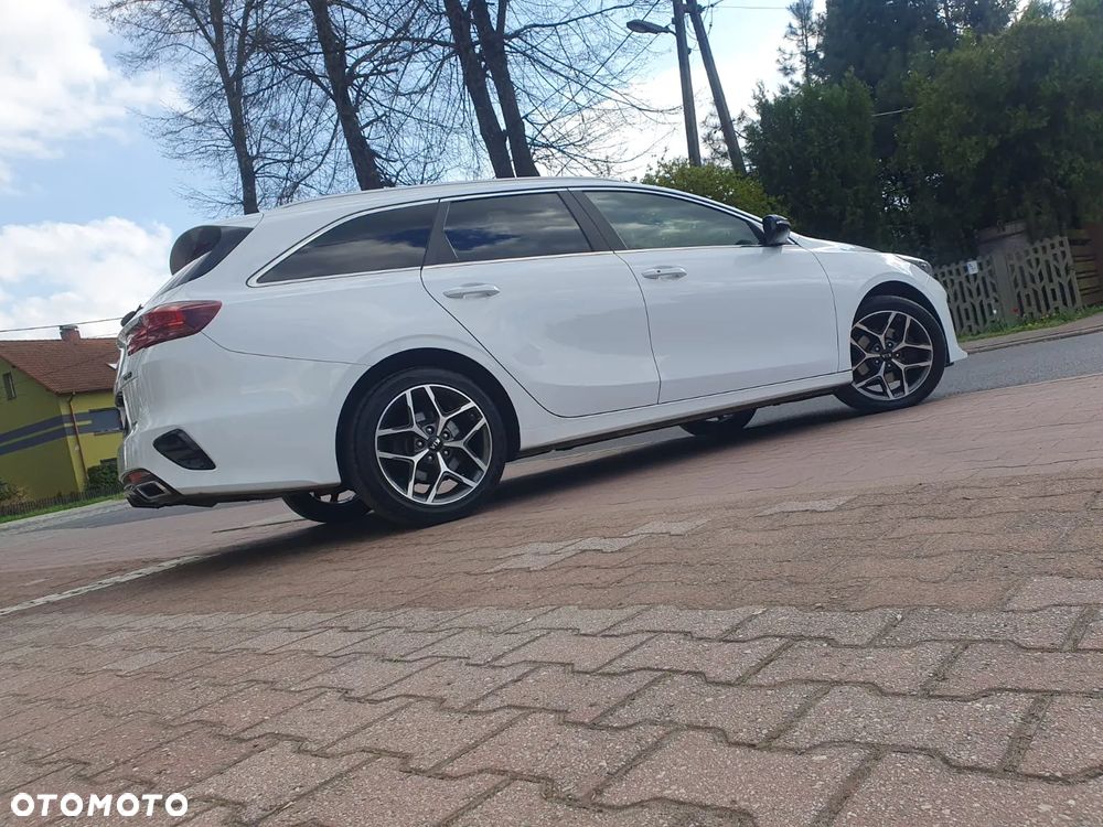 Kia Ceed 1.4 T-GDI OPF GT Line - 36