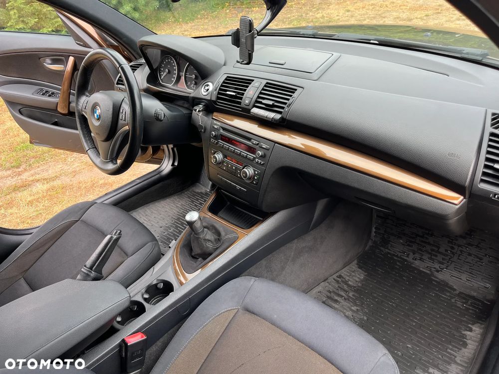 BMW Seria 1 118d DPF Edition Lifestyle - 22