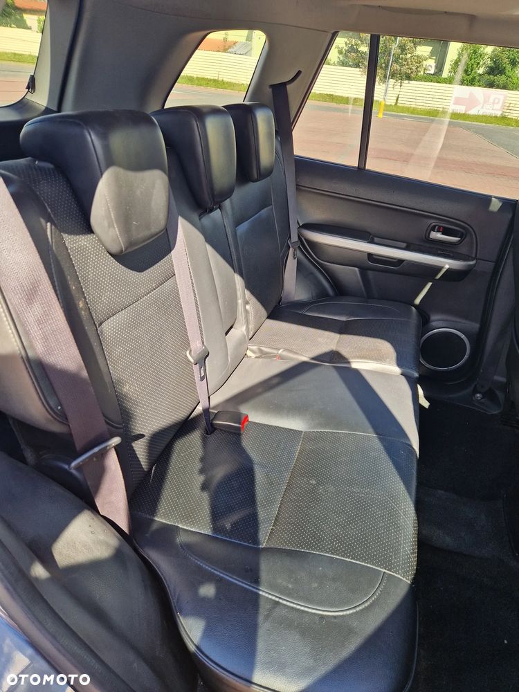 Suzuki Grand Vitara 1.9 DDiS Comfort DPF Limited - 22