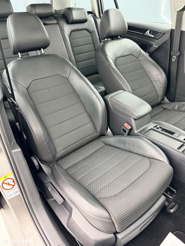 Volkswagen Golf 1.6 TDI BlueMotion Technology Trendline - 21