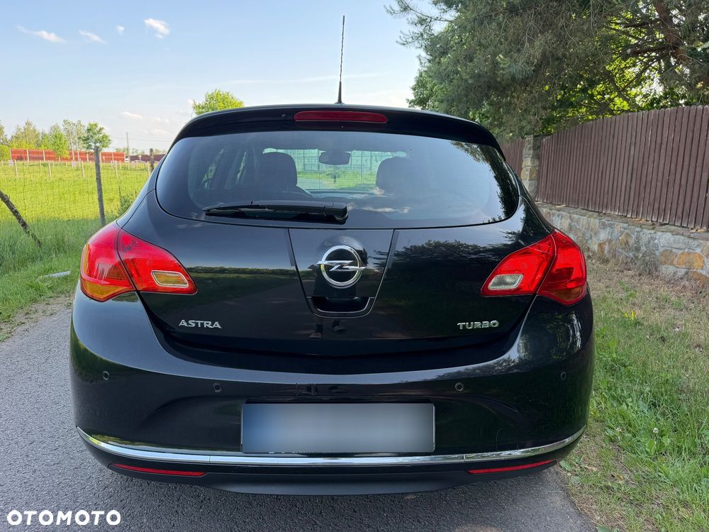 Opel Astra 1.4 Turbo 150 Jahre - 21