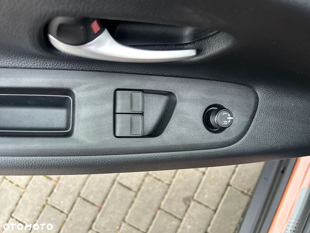Toyota Aygo X Hybrid 1.5 Style e-CVT - 35