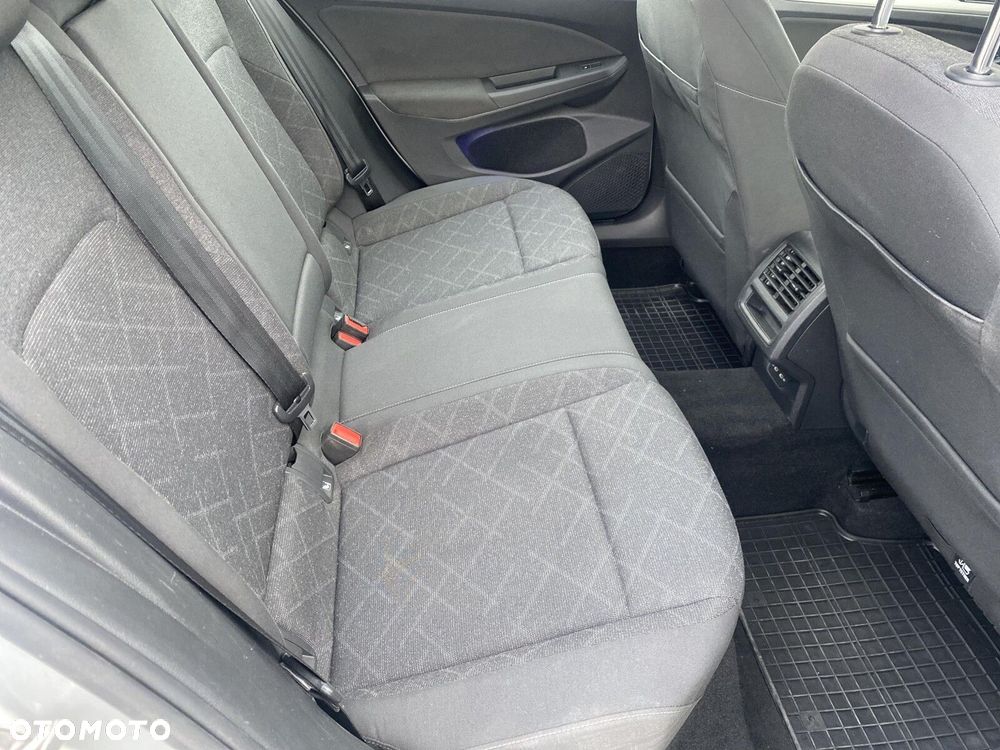 Volkswagen Golf - 13