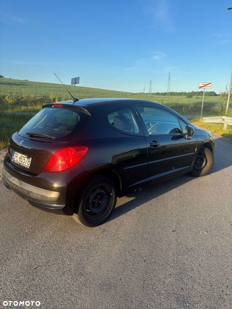 Peugeot 207 - 3