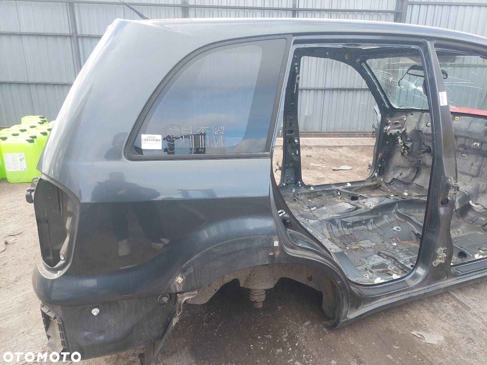 ĆWIARTKA BŁOTNIK PRAWY TYŁ TOYOTA RAV4 II - 1