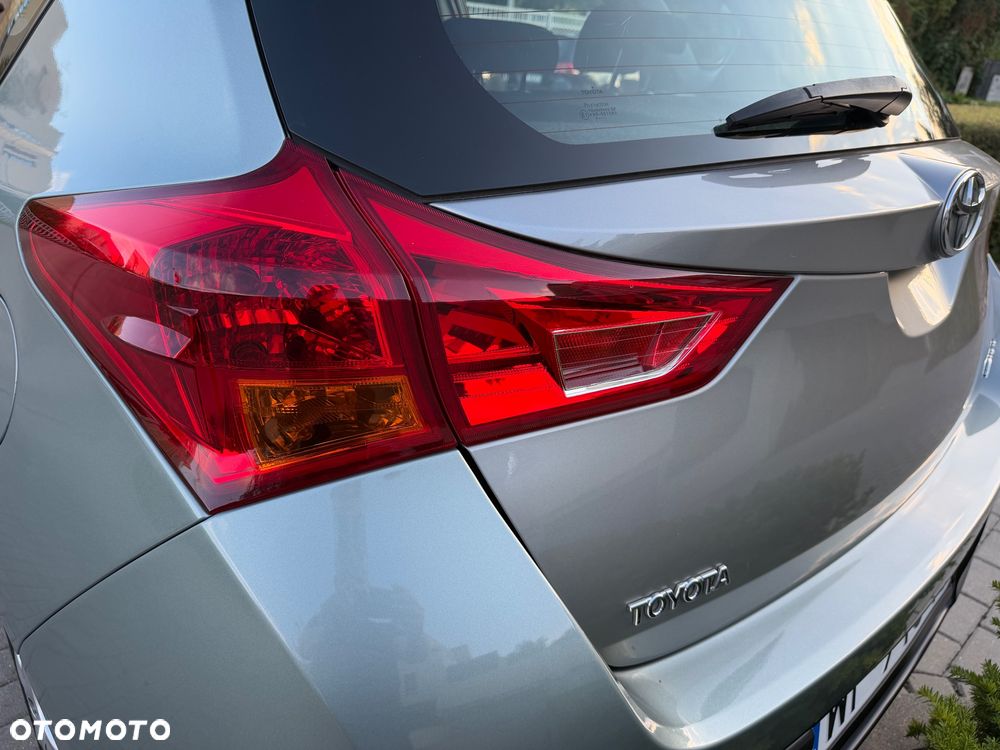 Toyota Auris 1.33 VVT-i Active - 14
