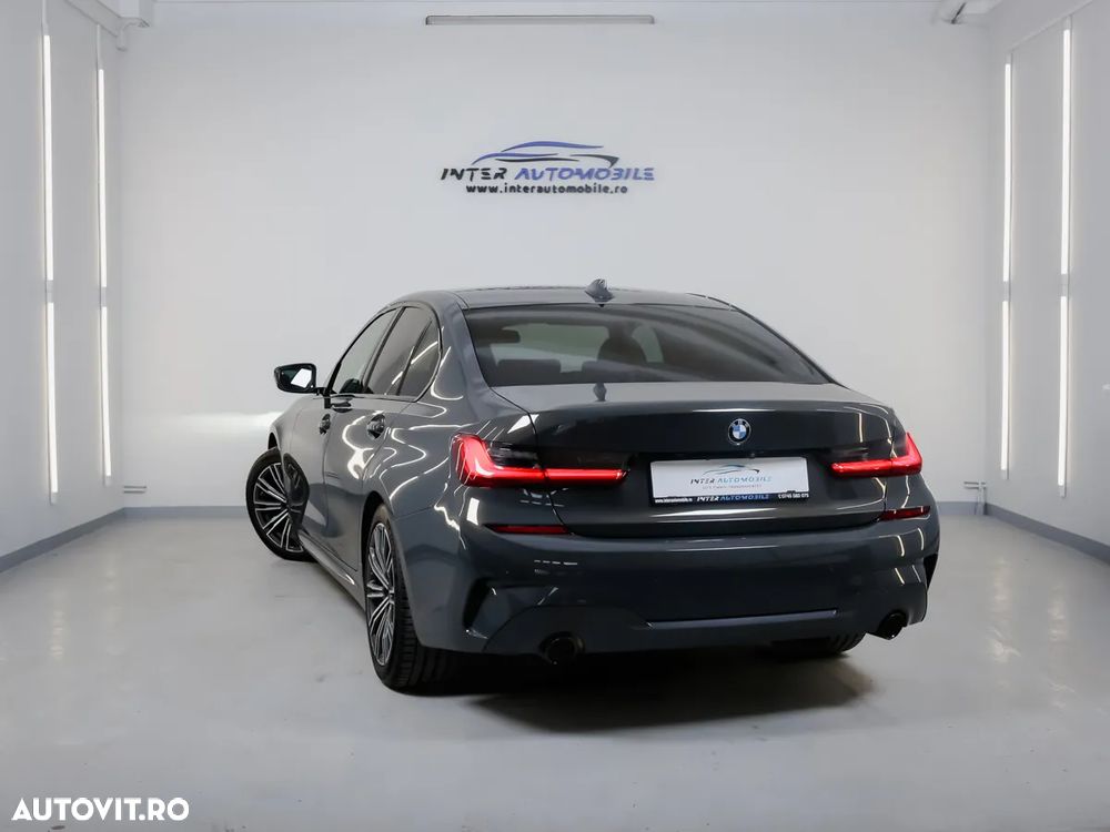 BMW Seria 3 320i Aut. M Sport - 11